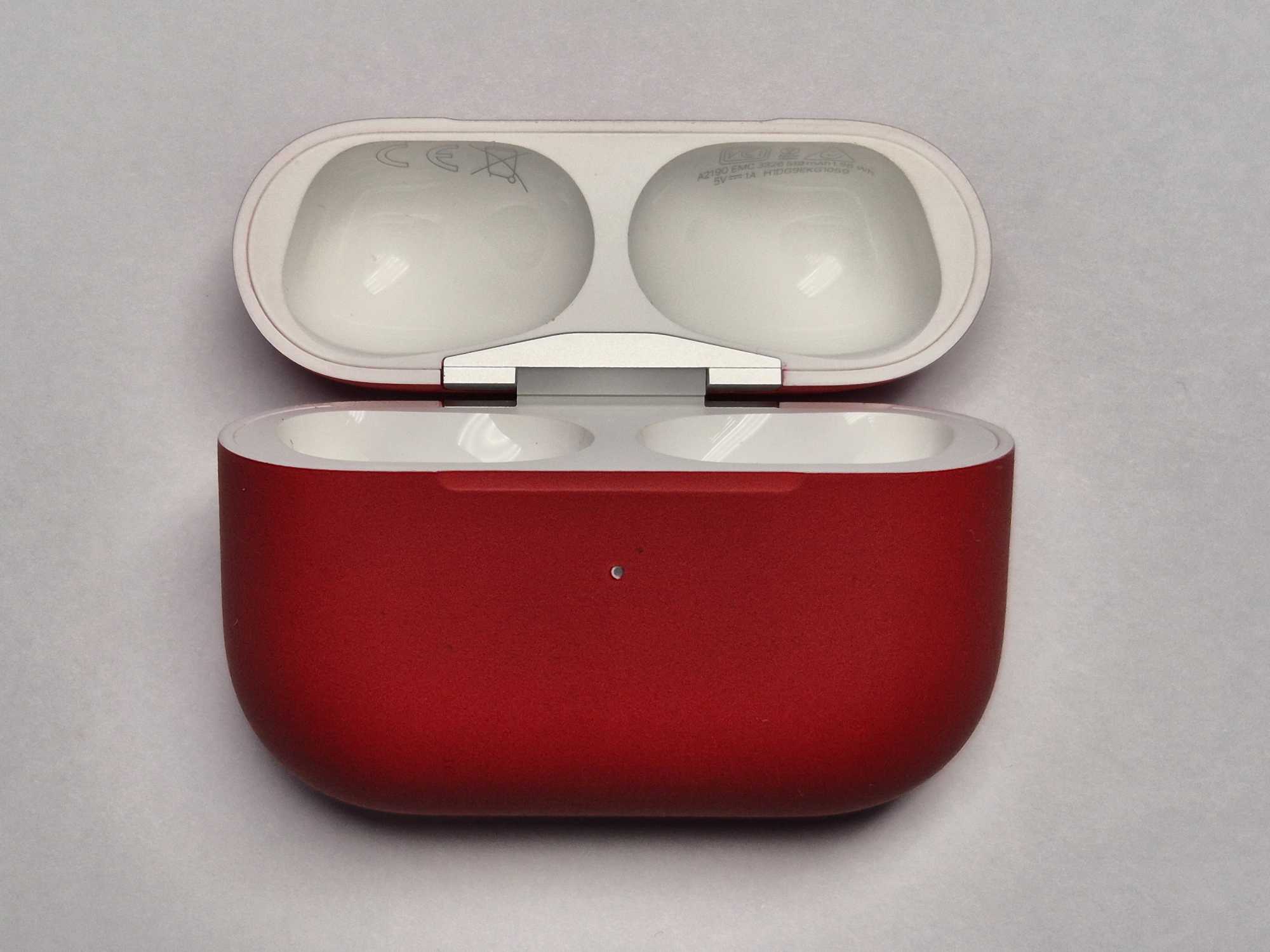 Кейс AirPods Pro with MagSafe Красный