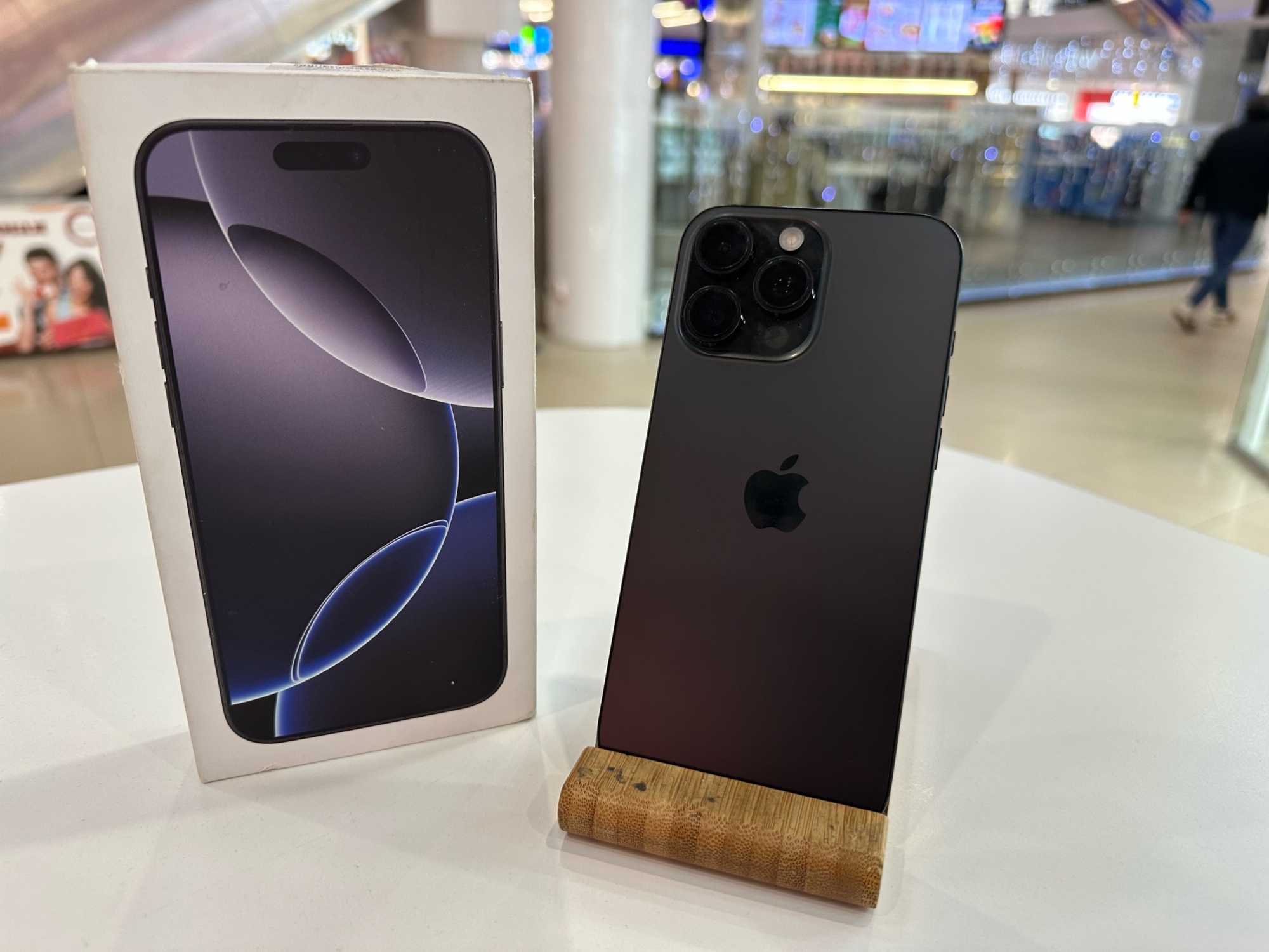 iPhone 16 Pro Max 256Gb Black Titanium АКБ 89% imei357728264874608