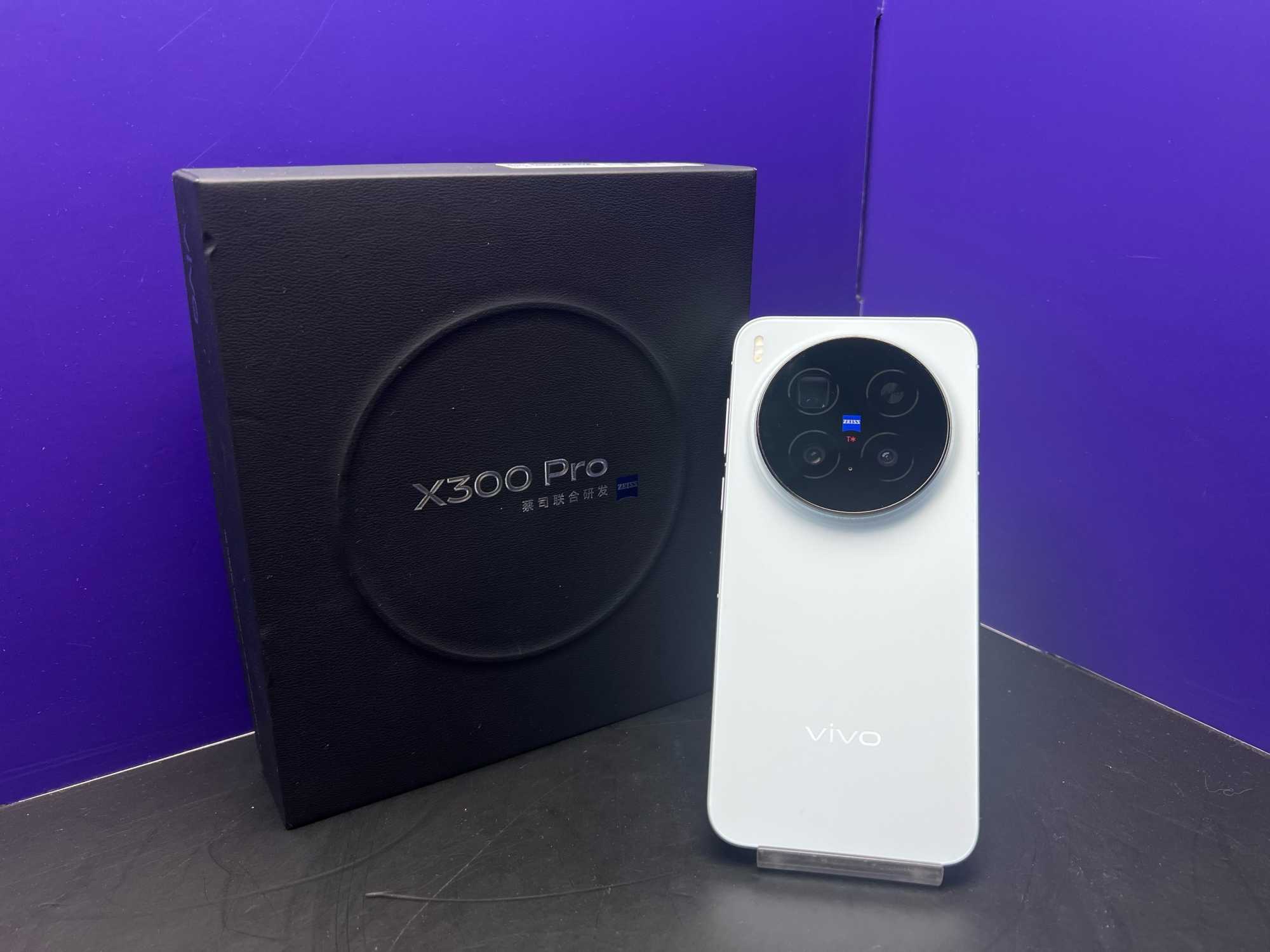 Vivo X300 Pro 12/256Gb Голубой imei863513083786358