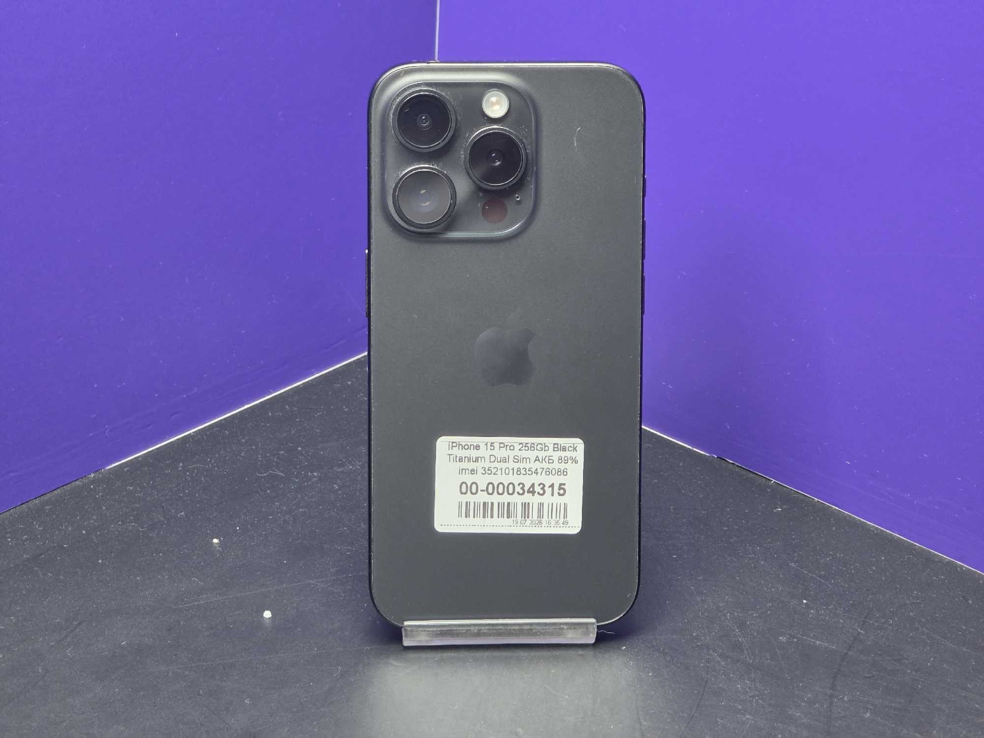 iPhone 15 Pro 256Gb Black Titanium Dual Sim АКБ 89% imei 352101835476086