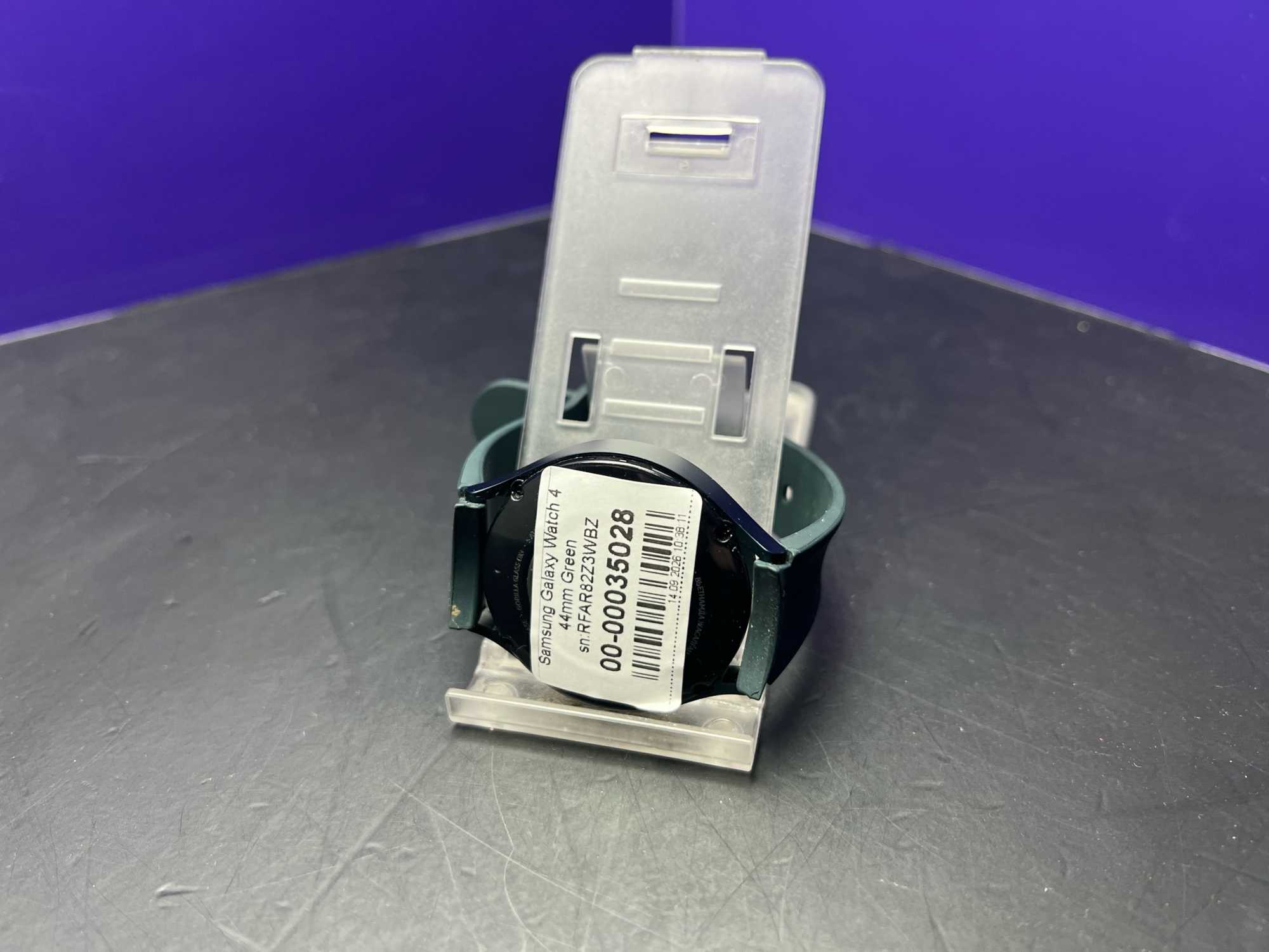 Samsung Galaxy Watch 4 44mm Green sn:RFAR82Z3WBZ