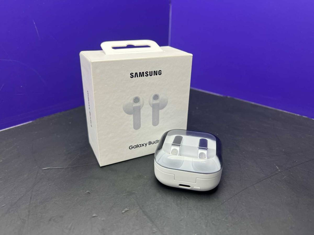 Samsung Galaxy Buds 4 White s/n: RF7L20NHCTB
