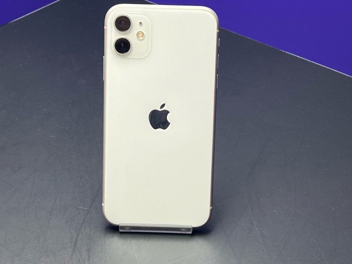 iPhone 11 64Gb White АКБ 73% imei355608701068463