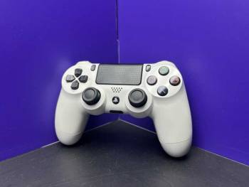 Геймпад DualShock 4 Белый