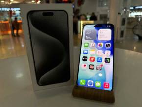 iPhone 15 Pro Max 256Gb White Titanium АКБ 84% imei356840670851467